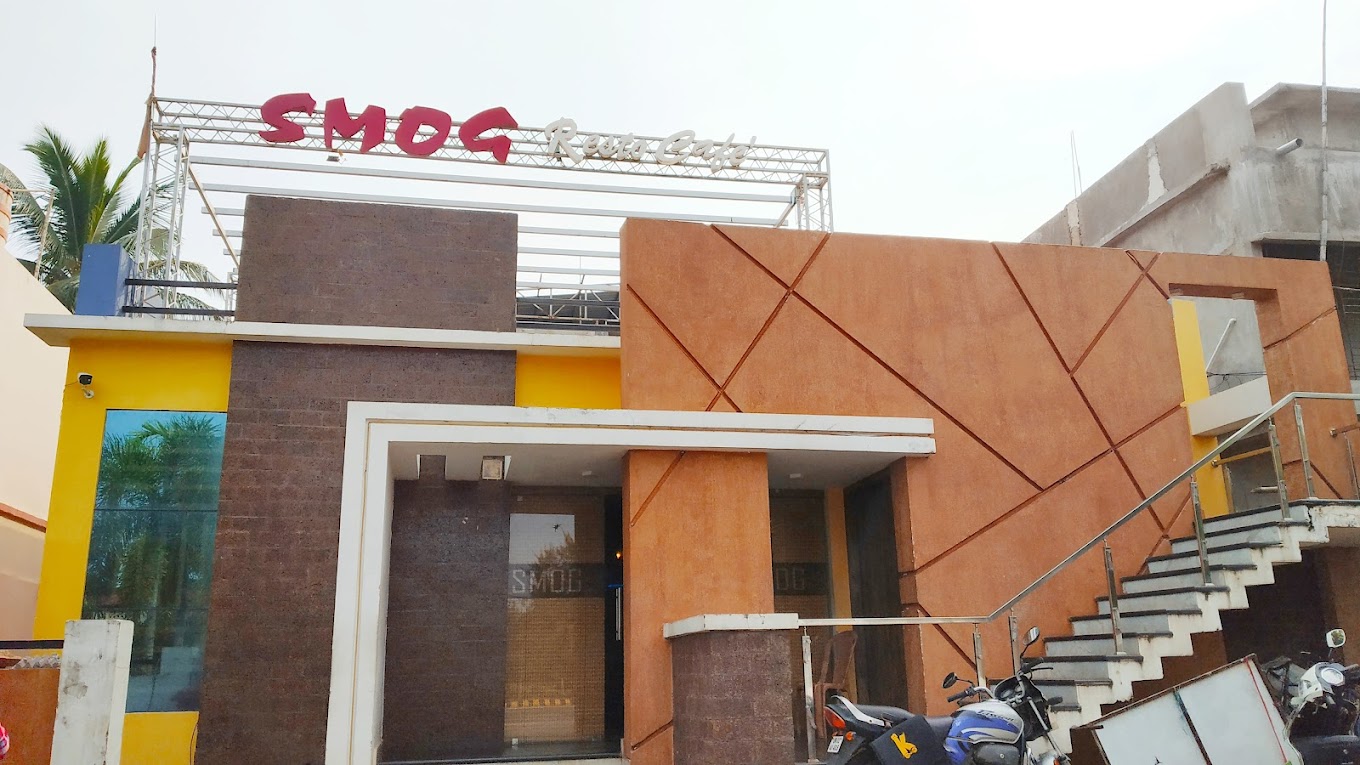 Smog resto cafe, Bhubaneswar