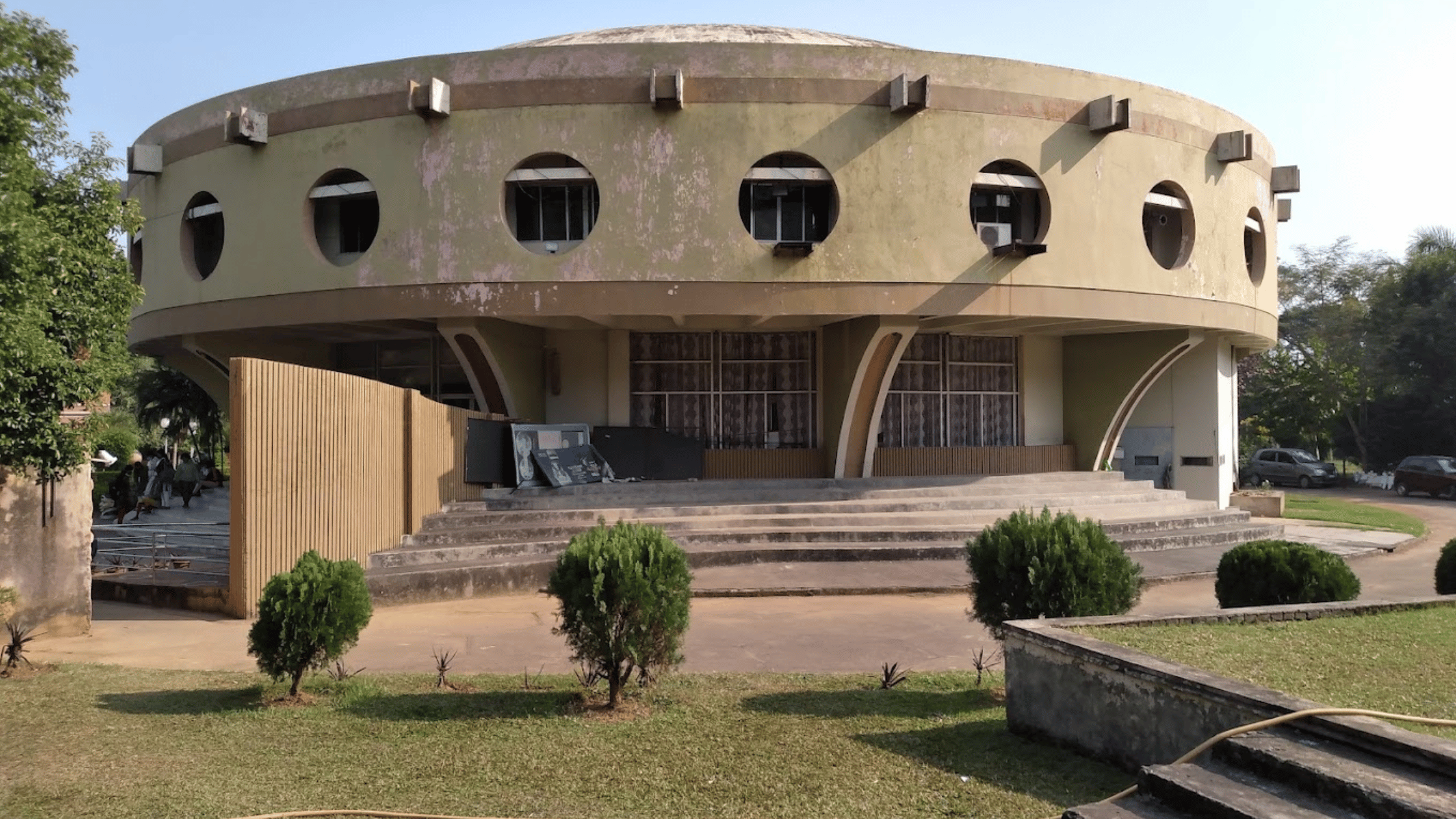 Pathani Samanta Planetarium