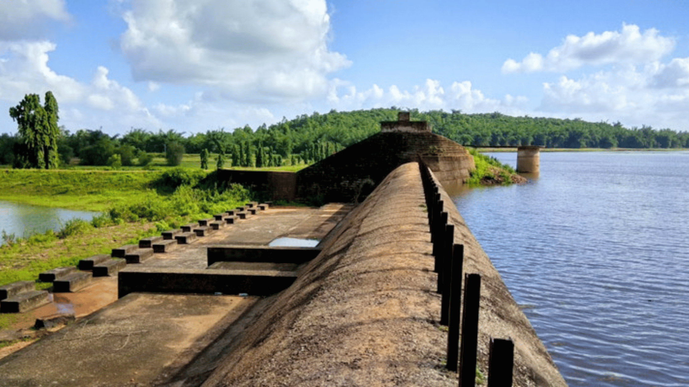 Deras Dam